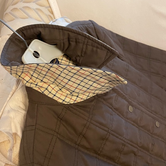 Brooks Brothers quilted jacket - Picture 4 of 7